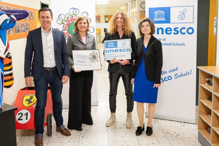 UNESCO-Zertifikats_13104-10.jpg 